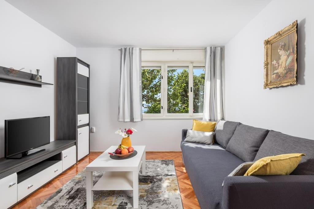 Apartma Teta Anka *