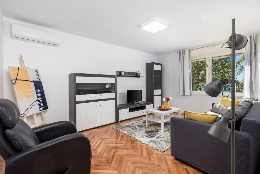 Apartma Teta Anka *